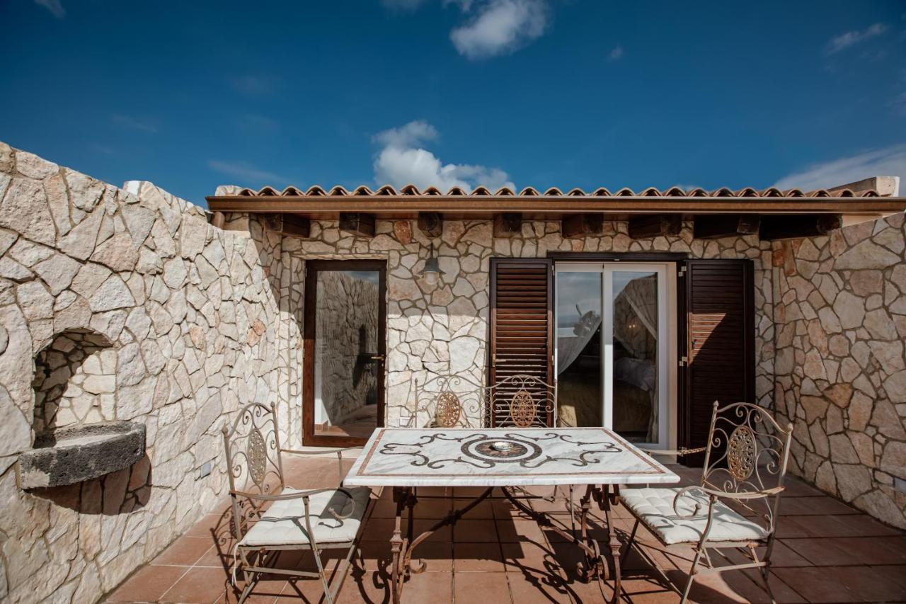 Palazzo Giunta - Porta Marina Ortigia Bed & Breakfast Syracuse ภายนอก รูปภาพ