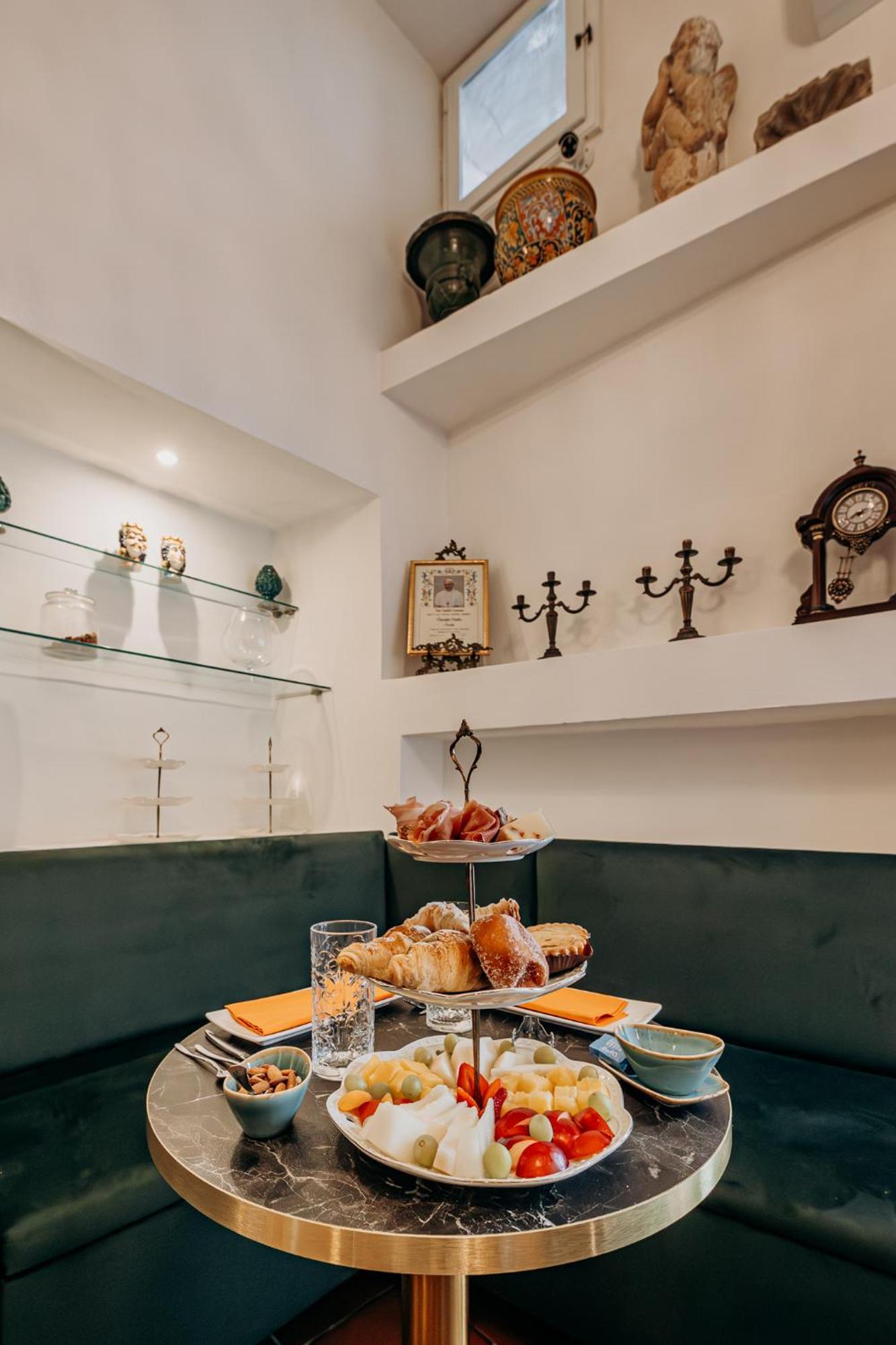 Palazzo Giunta - Porta Marina Ortigia Bed & Breakfast Syracuse ภายนอก รูปภาพ