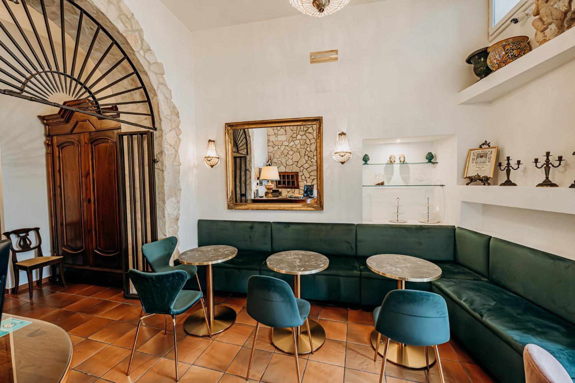 Palazzo Giunta - Porta Marina Ortigia Bed & Breakfast Syracuse ภายนอก รูปภาพ